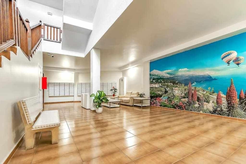 Ocean View Apartments In Park Royal I Адехе Екстер'єр фото